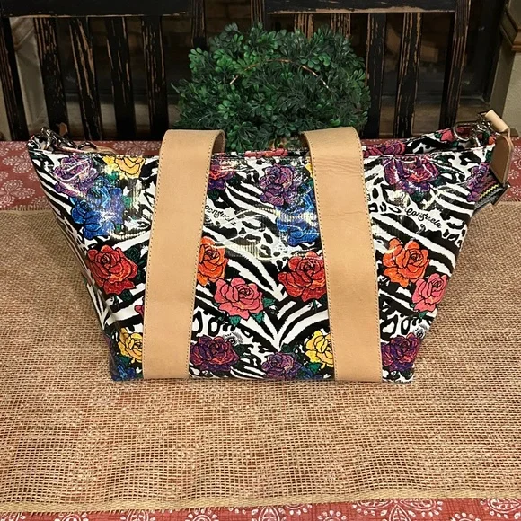 NWT Consuela Carla Carryall (minor flaws, see description/photos) - Picture 3 of 13